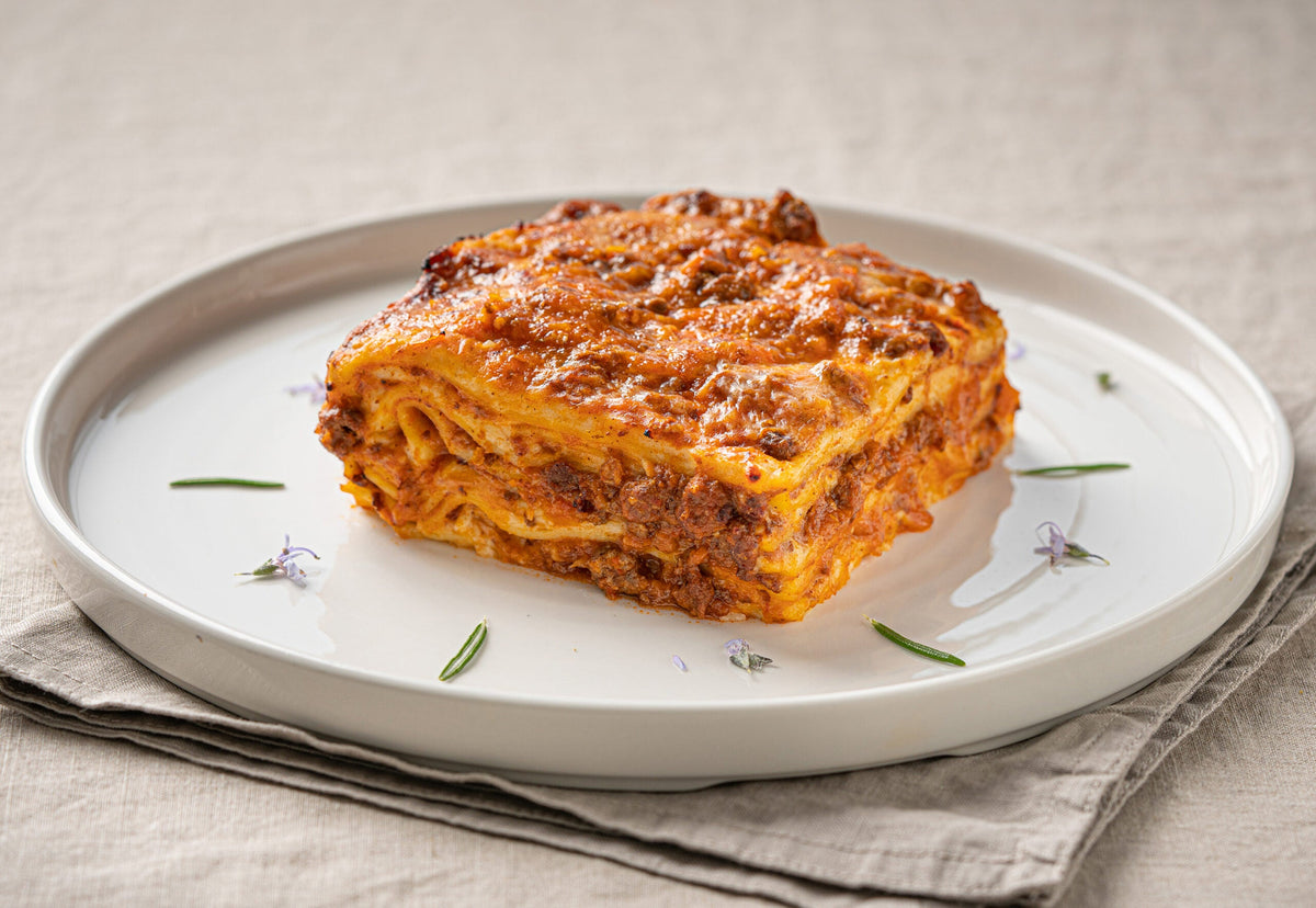 GURMET LASAGNA BOLOGNESE 2.5KG TRAY FROZEN