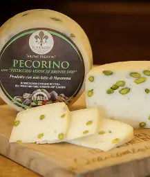 FORMAGGIO PECORINO AL PISTACCHIO XKG 3 IN A BOX